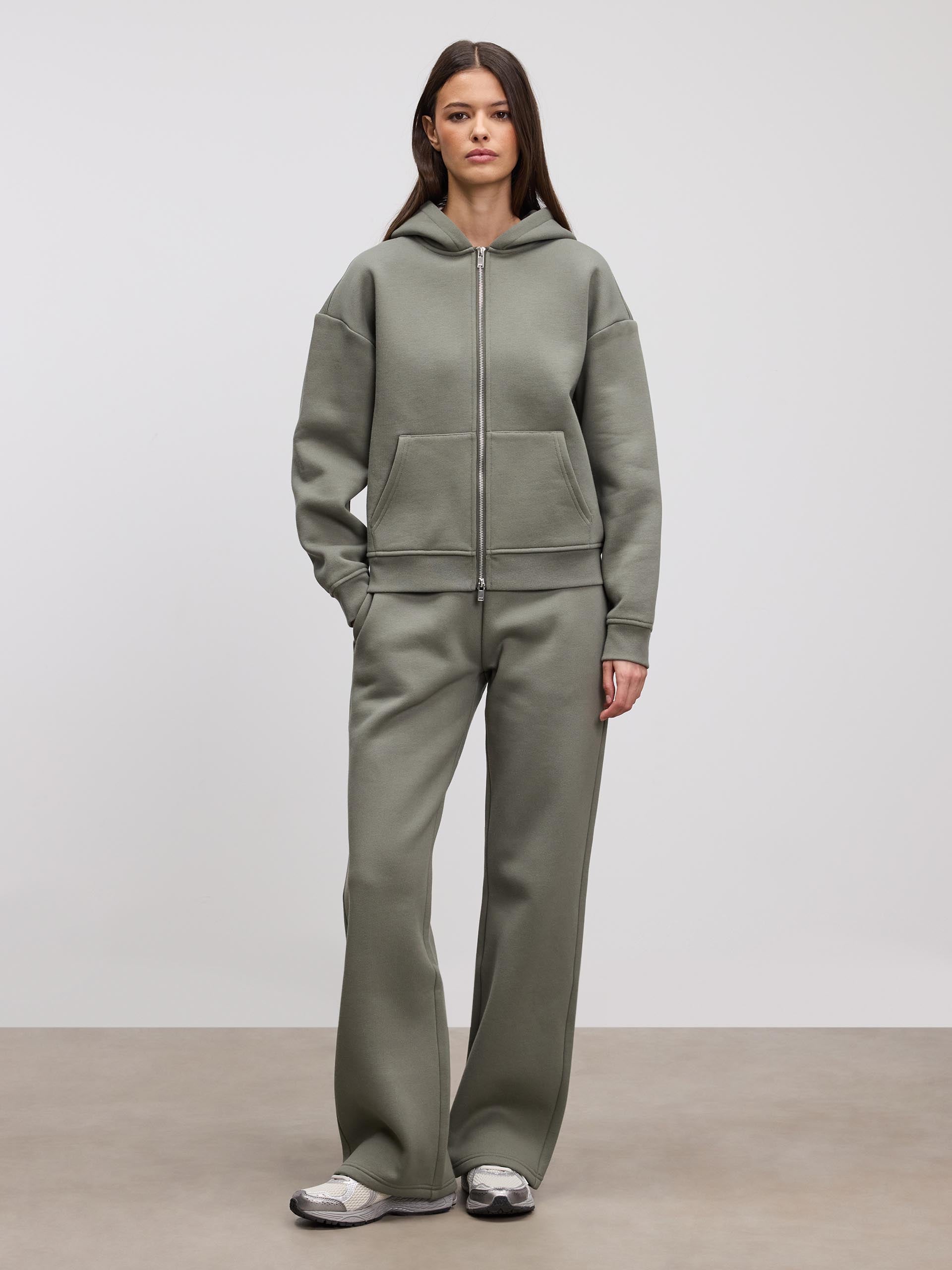 Womens Relaxed Straight Leg Jogger in Sage - Image 2